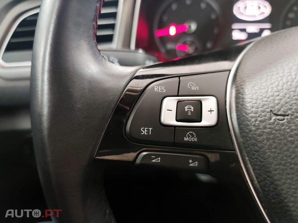 Volkswagen T-Roc 1.0 TSI