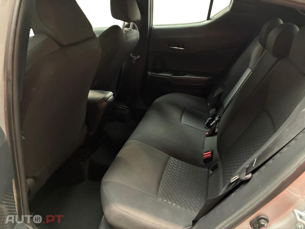 Toyota C-HR 1.8 Hybrid Dynamic