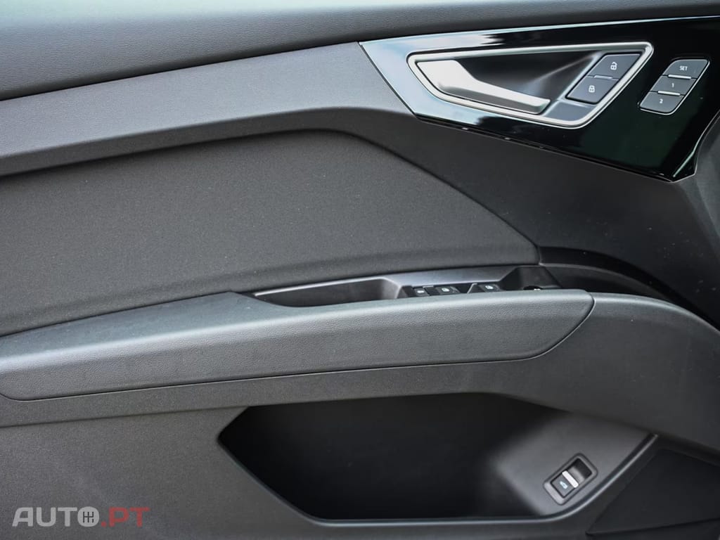 Audi Q4 E-Tron Sportback 50 I.V.A DEDUTÍVEL
