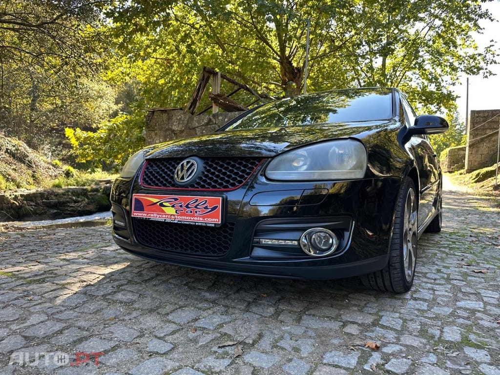 Volkswagen Golf 2.0 GTi