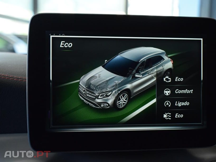 Mercedes-Benz GLA 220 d AMG Line