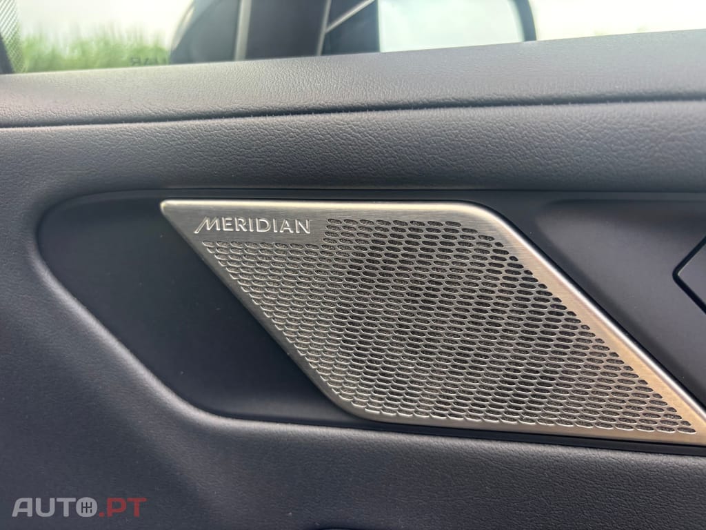 Jaguar I-Pace EV400 R-Dynamic HSE AWD