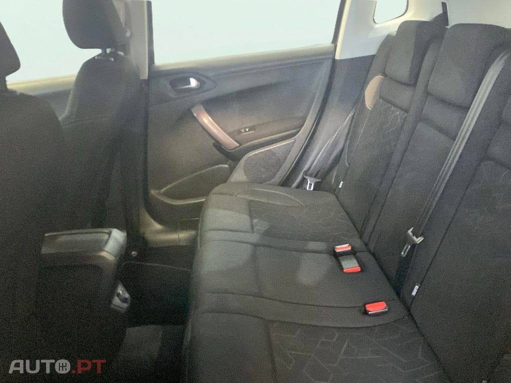 Peugeot 2008 1.2 PureTech Active
