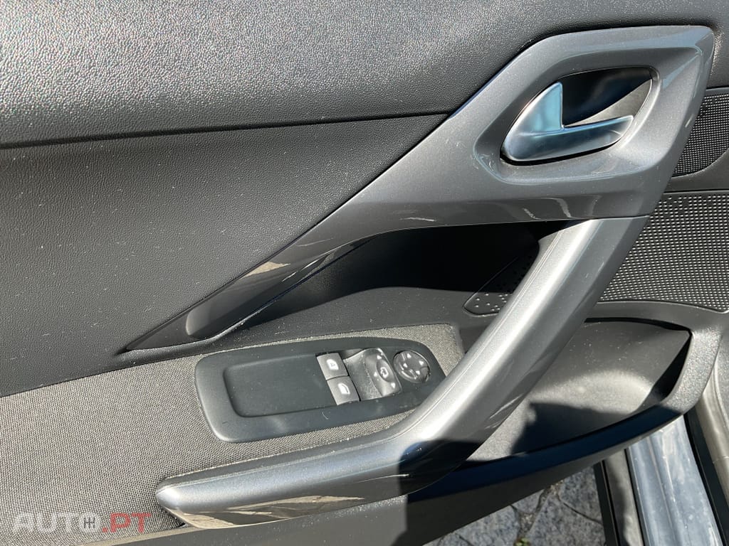 Peugeot 2008 1.6 BlueHDi Active