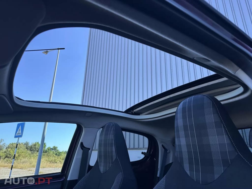 Peugeot 108 1.0 VTI Top! Allure