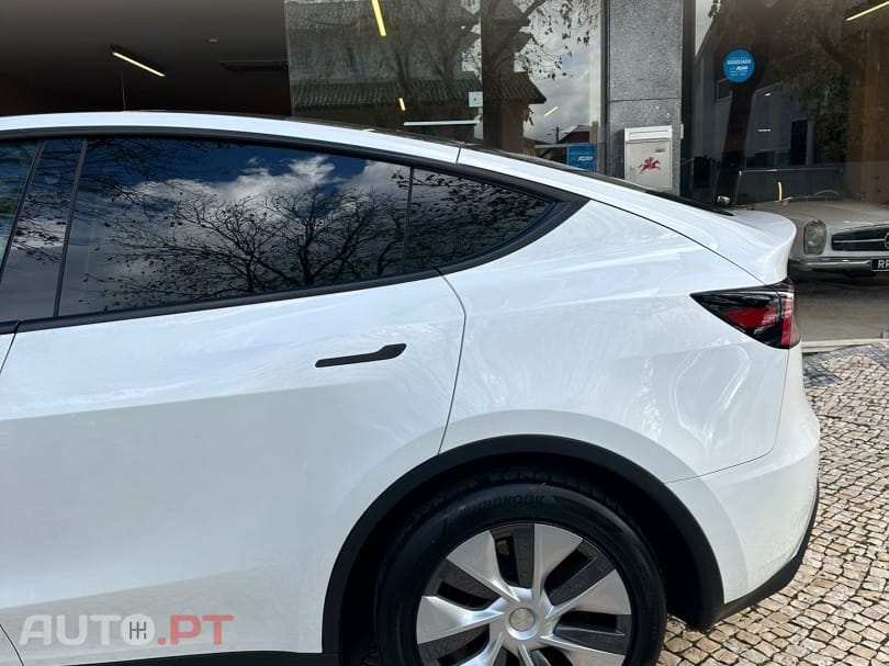Tesla Model Y Long Range Tração Integral