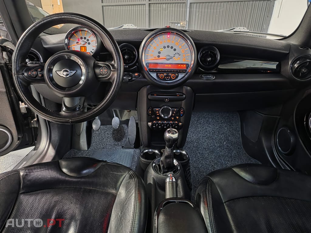 MINI Cooper d