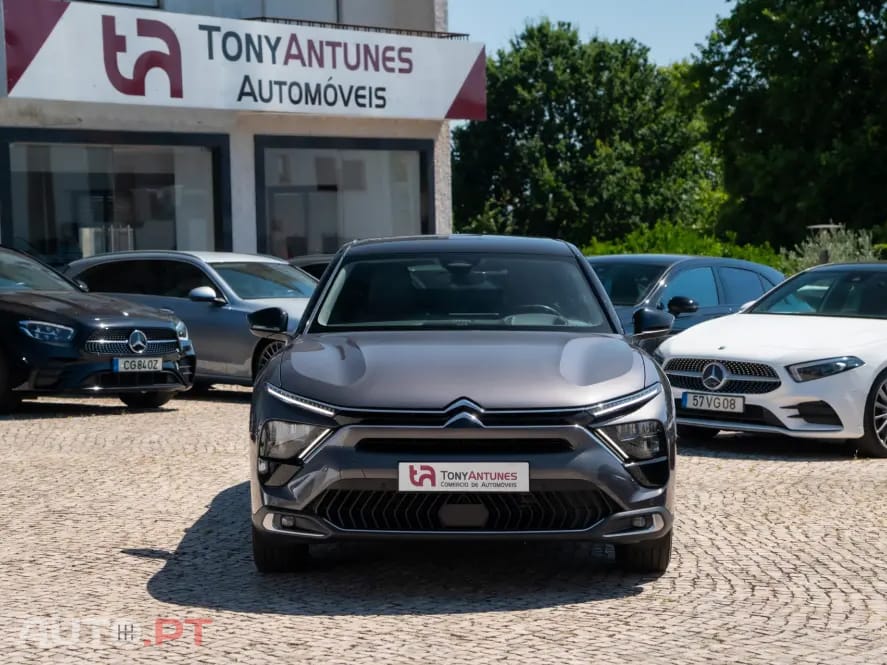 Citroen C5 X 1.6 Hybrid Plus e-EAT8