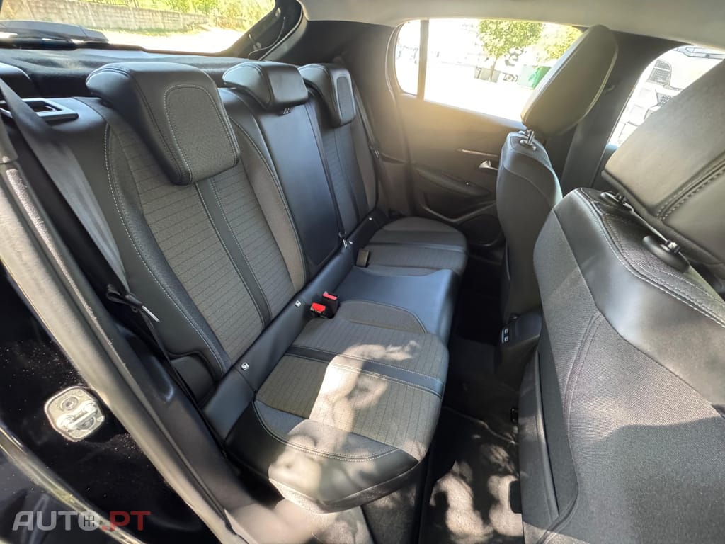 Peugeot 208 1.2 PureTech Allure