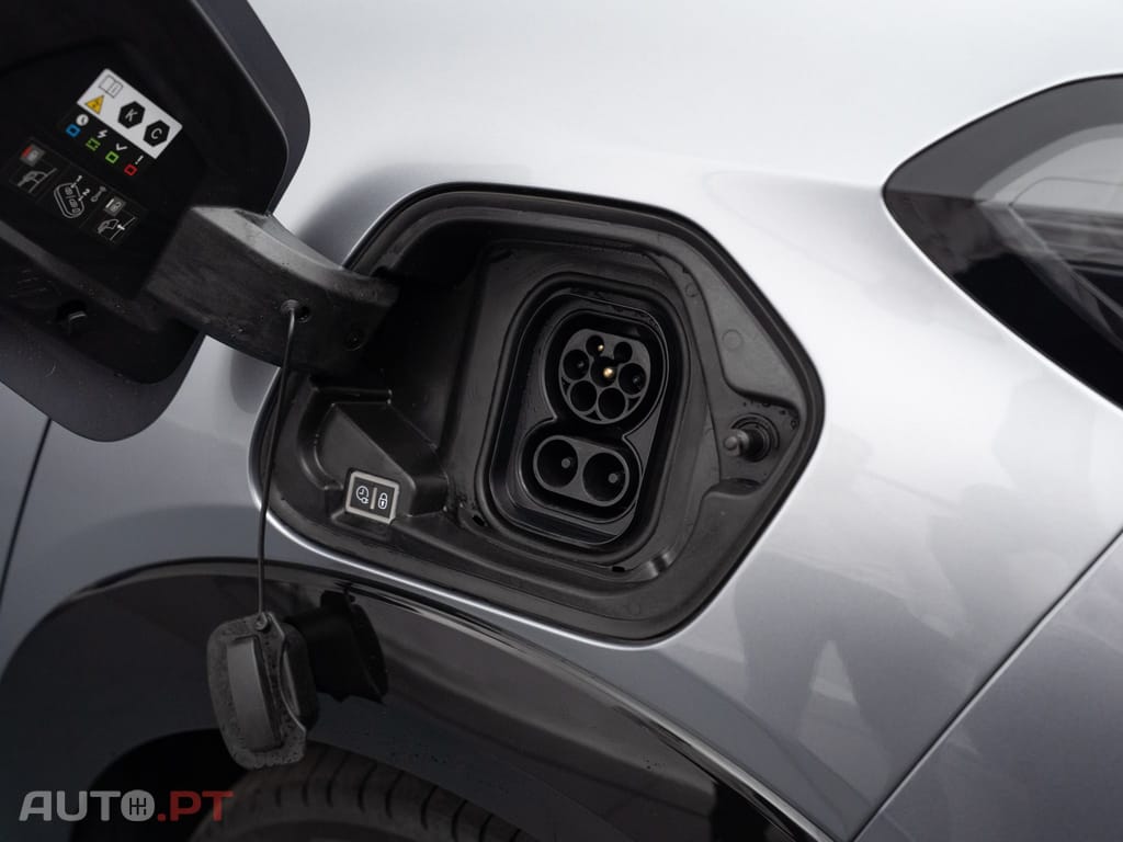 Peugeot E-208 50 kWh Active Pack