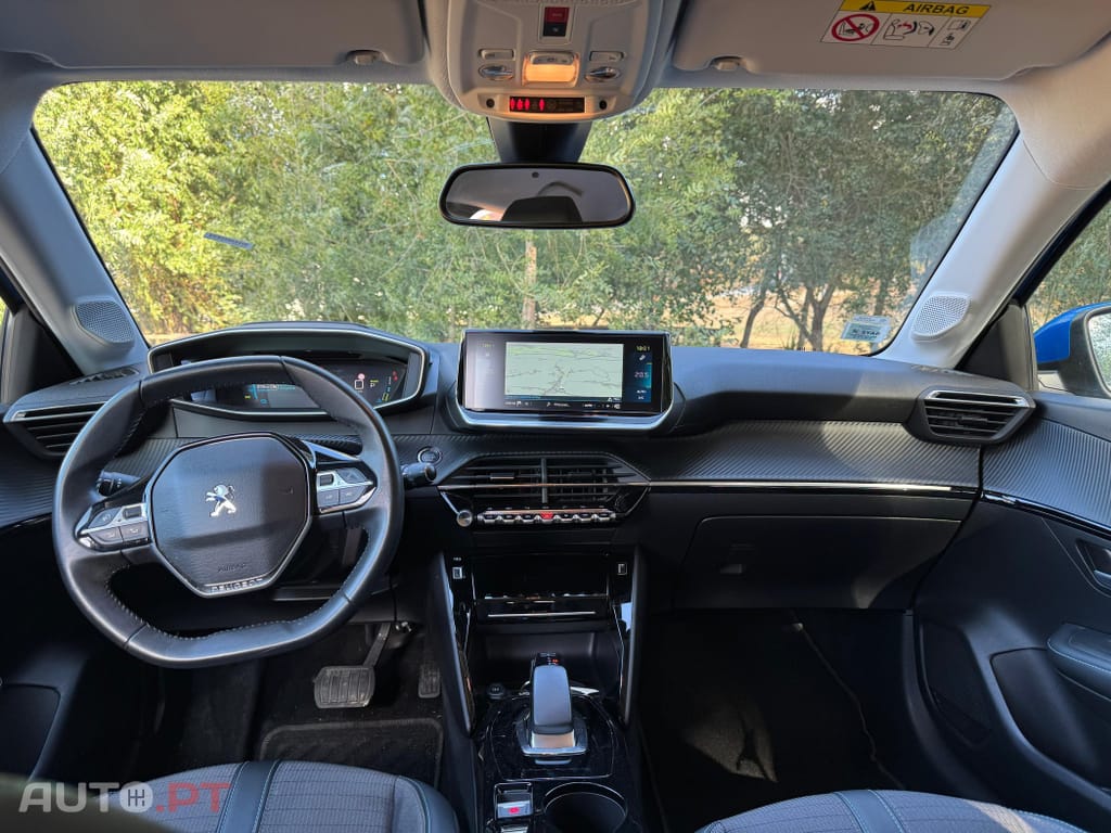 Peugeot E-208 50 kWh Allure