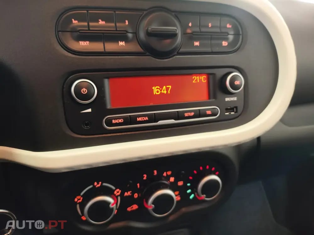 Renault Twingo 1.0 SCe Intens