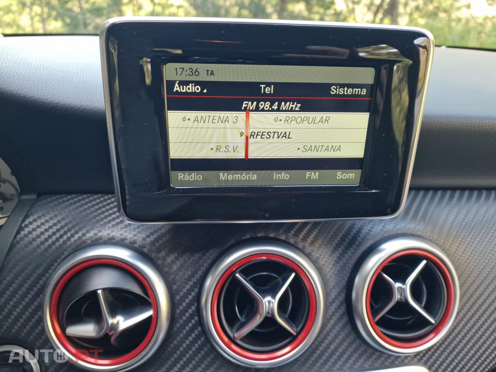 Mercedes-Benz A 180 d AMG Line