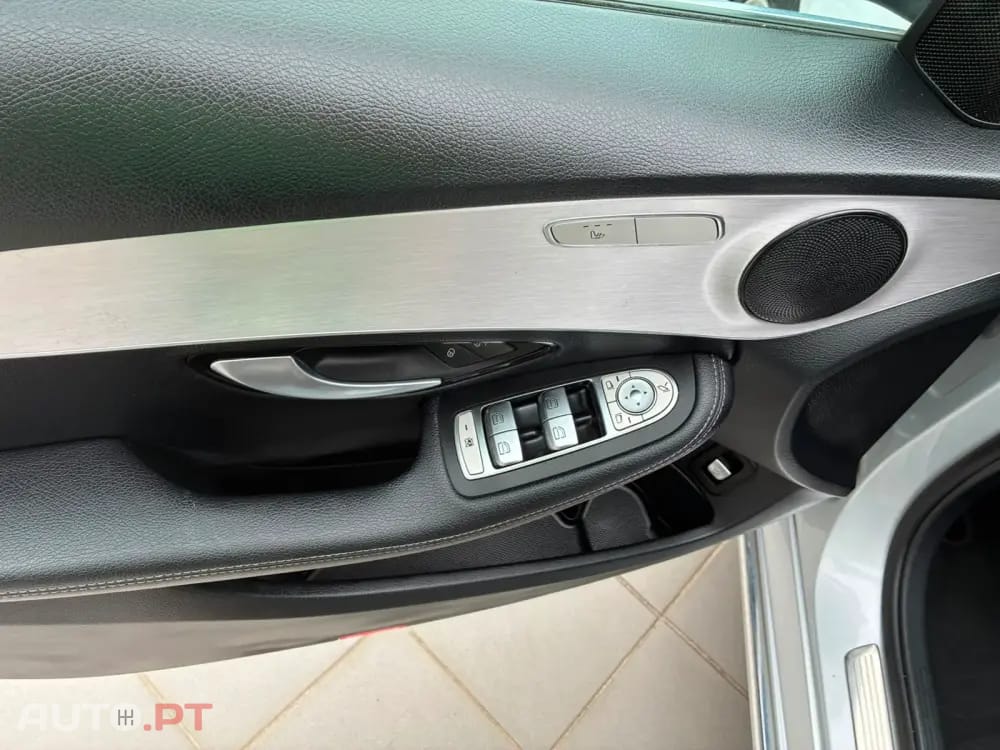 Mercedes-Benz C 300 de Avantgarde