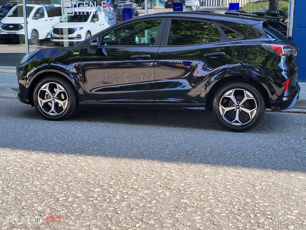 Ford Puma 1.0 EcoBoost mHEV ST-Line