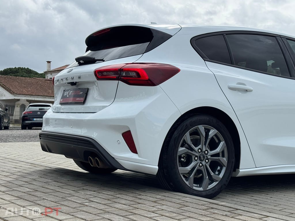 Ford Focus 1.0 EcoBoost MHEV ST-Line X Aut.