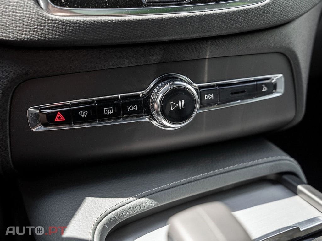 Volvo XC90 I.V.A DEDUTIVEL T8 AWD Inscription 