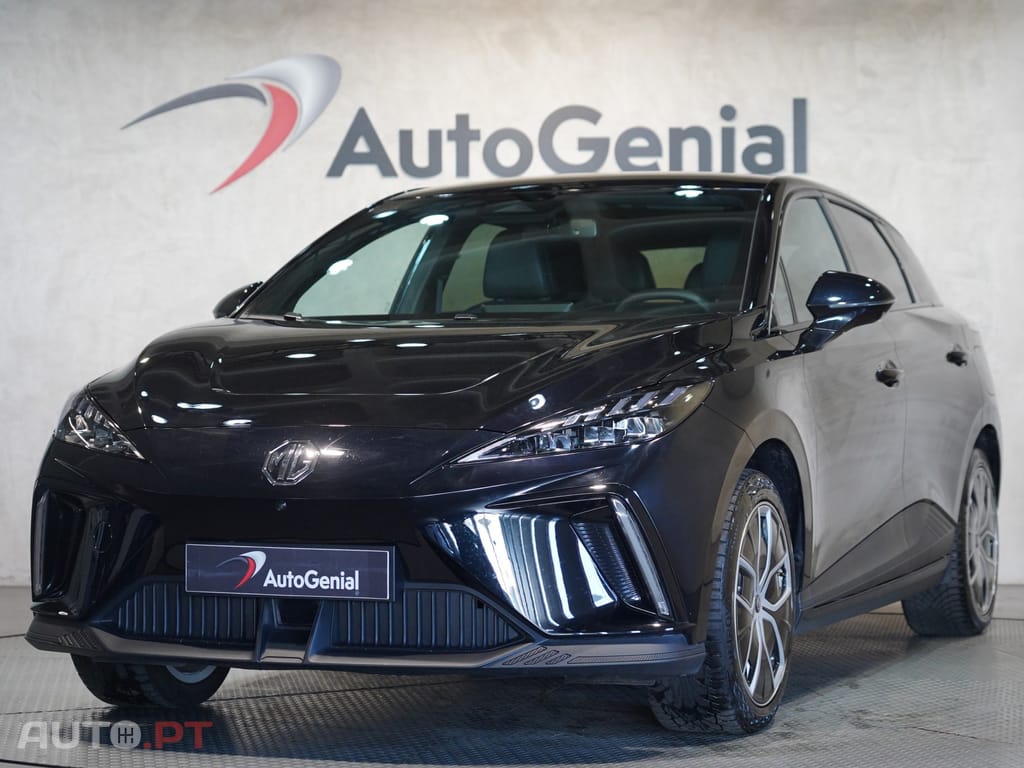 MG MG4 64 kWh Luxury