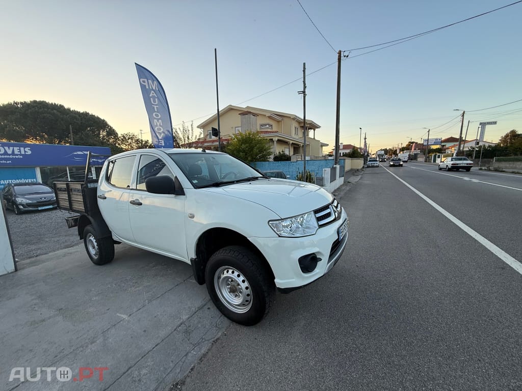 Mitsubishi L200 2.5 DI-D CD Intense 4WD