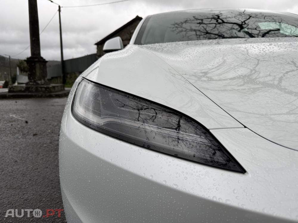 Tesla Model 3 Long Range Tração Integral Premium