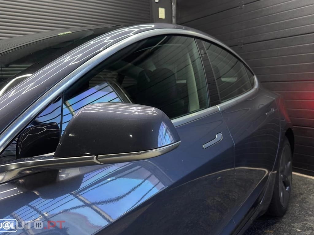 Tesla Model 3 Standard Range Plus RWD