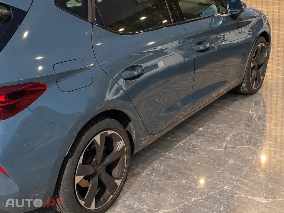Cupra Leon 1.5 e-Hybrid DSG