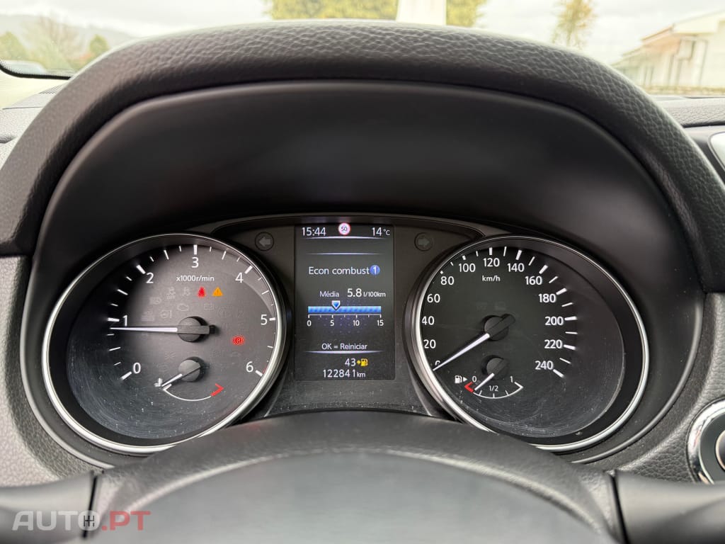 Nissan Qashqai 1.5 dCi N-Connecta