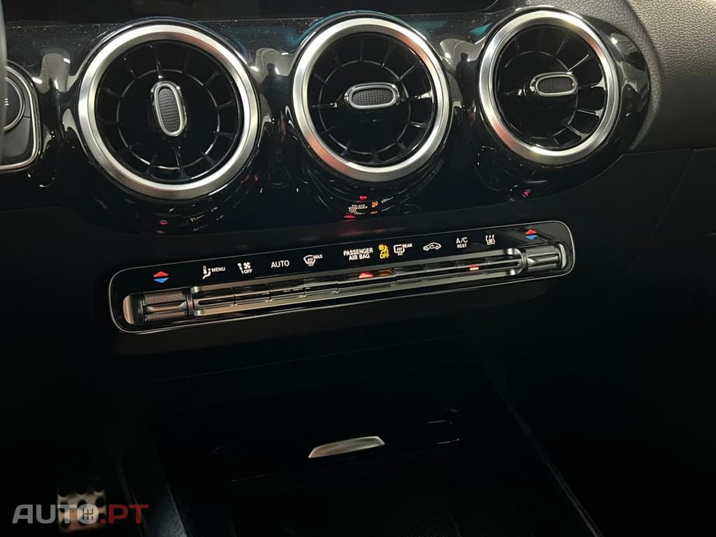 Mercedes-Benz GLA 250 e AMG Line