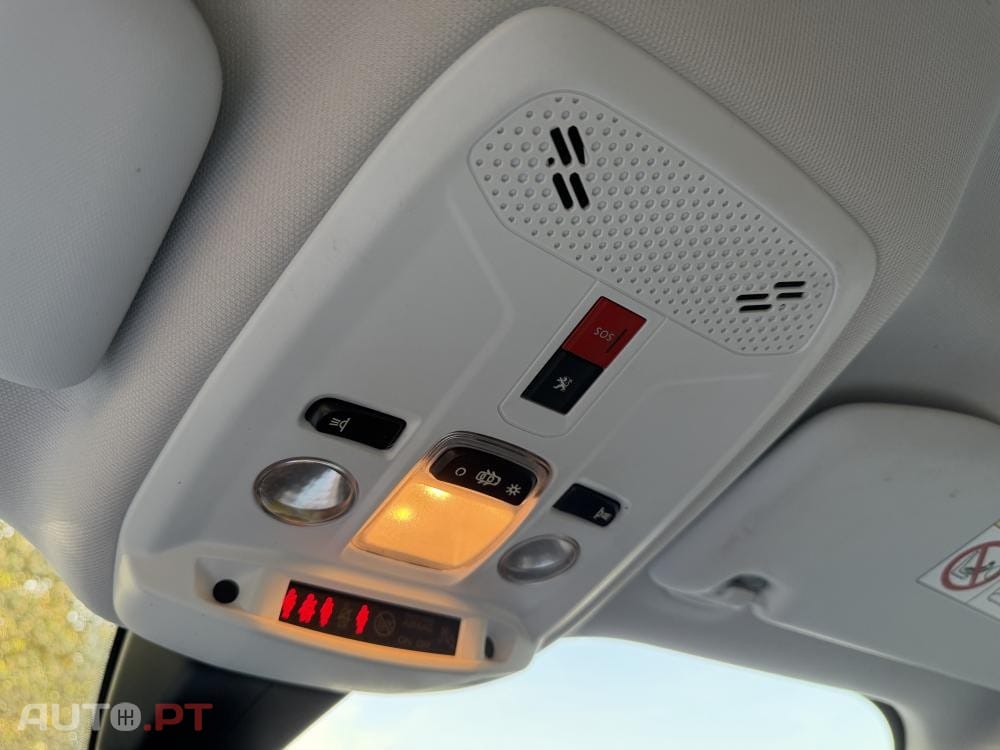 Peugeot 2008 PureTech 100 Stop&Start Allure Pack