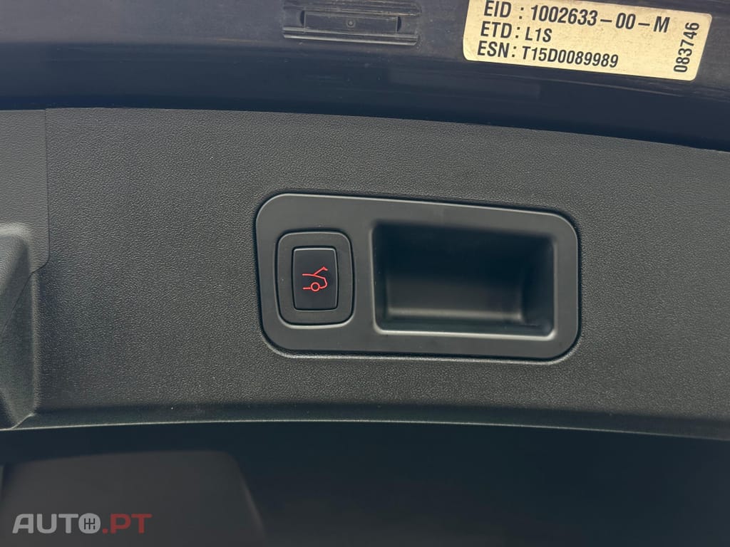 Tesla Model S 85D