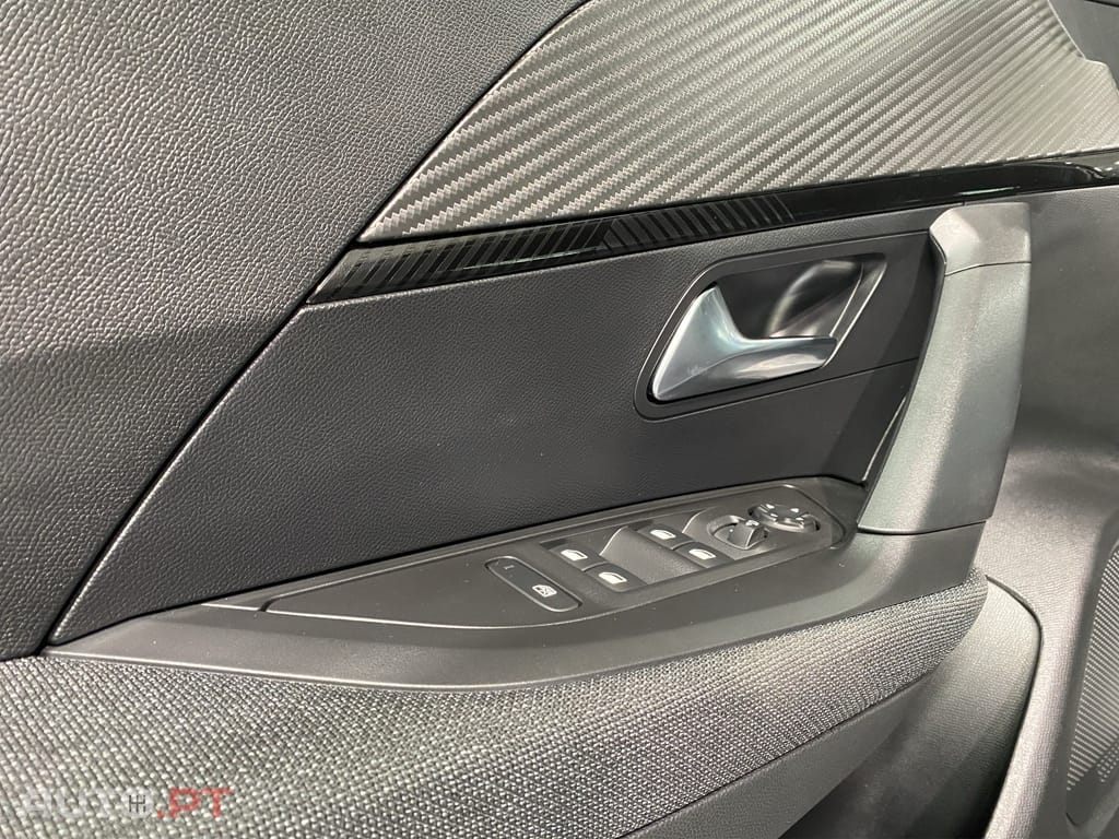Peugeot E-2008 54 kWh Style