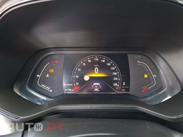 Renault Clio TCe 100 Bi-Fuel Techno