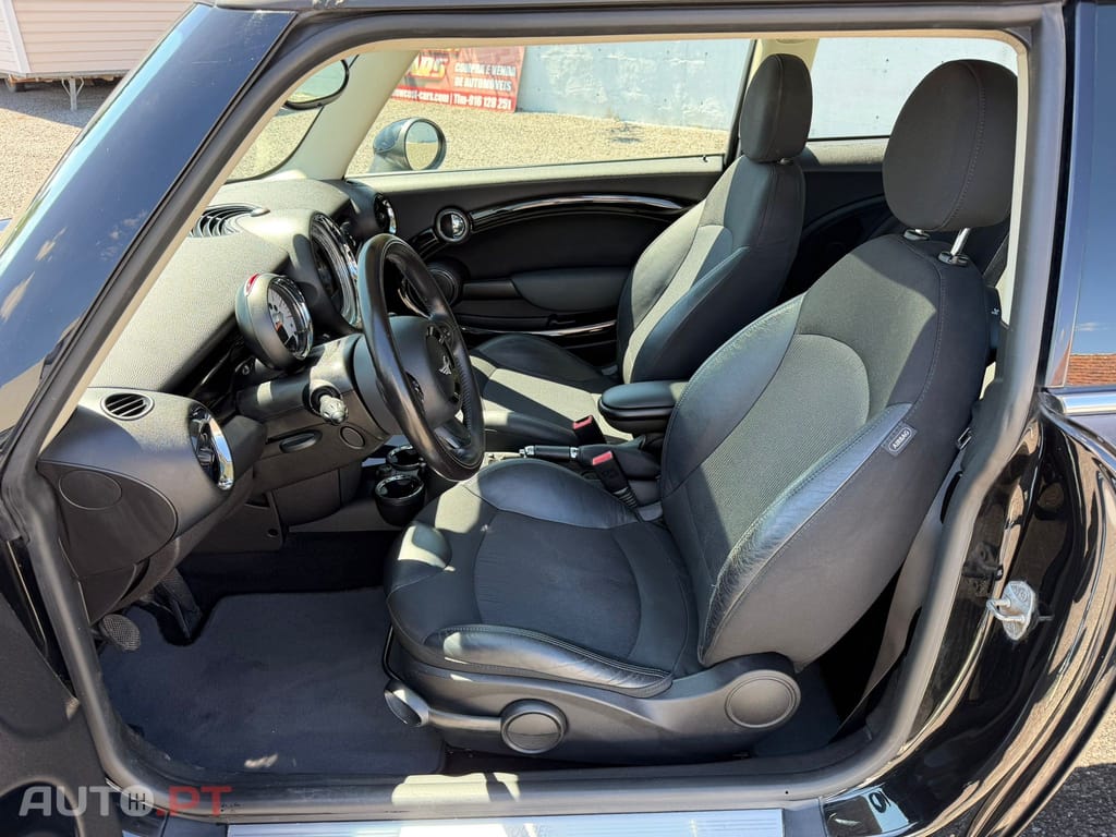 MINI Cooper D