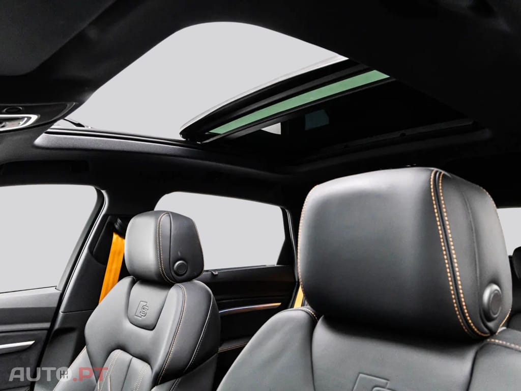 Audi E-Tron 55 2x S LINE BLACK EDITION I.V.A DEDUTIVEL 