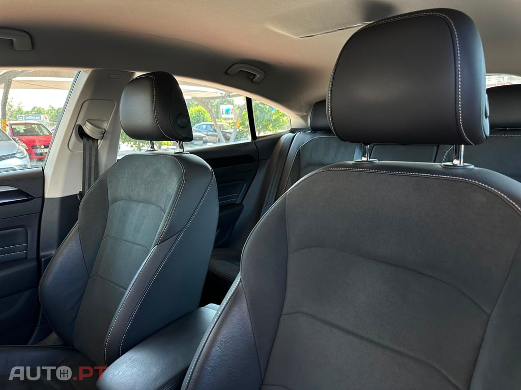 Volkswagen Arteon 1.4 TSI eHybrid Elegance