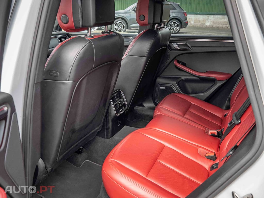 Porsche Macan PDK