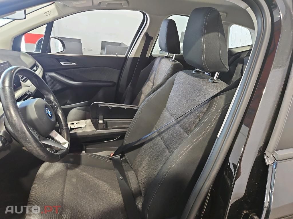 BMW 225 e xDrive