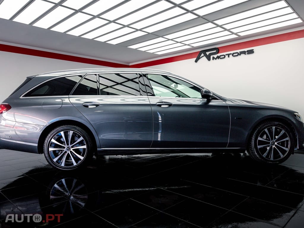 Mercedes-Benz E 300 De Avantgarde