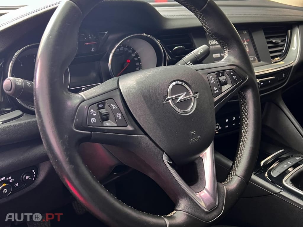 Opel Insignia 1.6 CDTi Selective