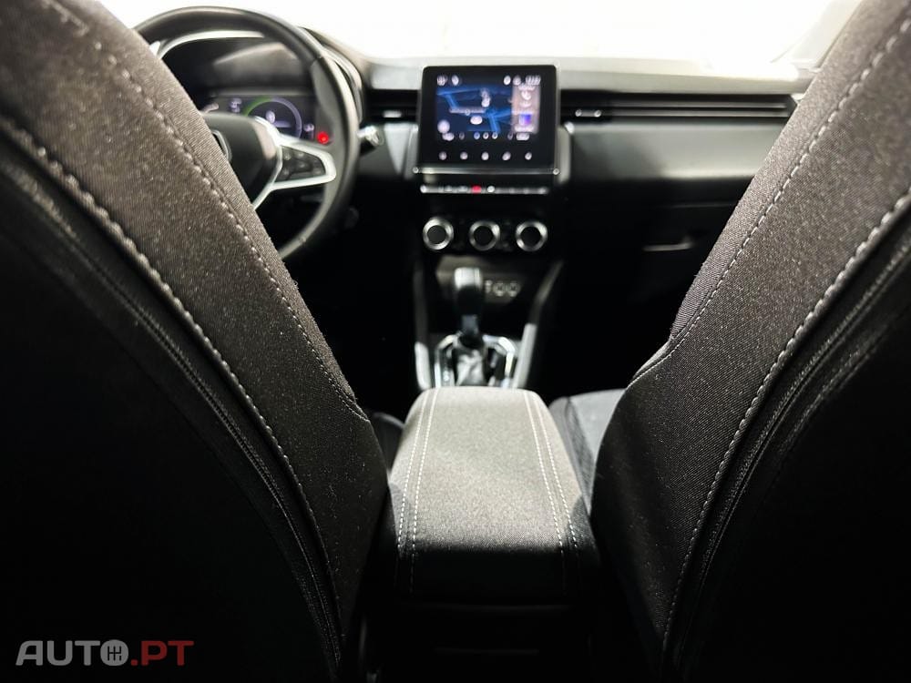 Renault Clio 1.6 E-Tech Intens