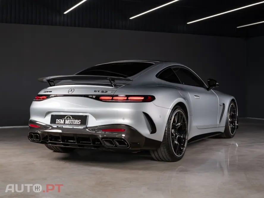 Mercedes-Benz AMG GT 63 PRO 4MATIC+ Speedshift.MCT 9G