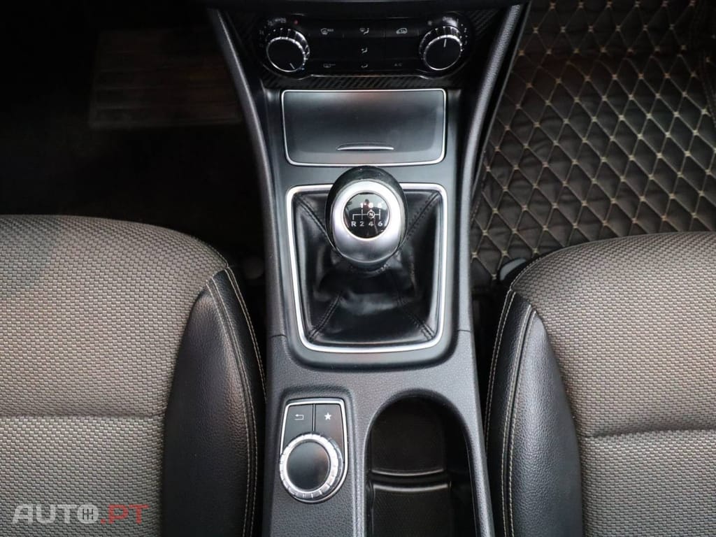 Mercedes-Benz CLA 180 (CDI) d Urban