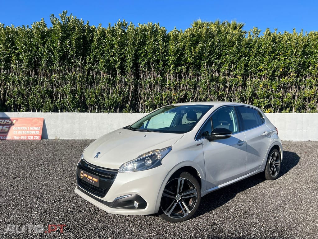 Peugeot 208 1.2 PureTech GT Line