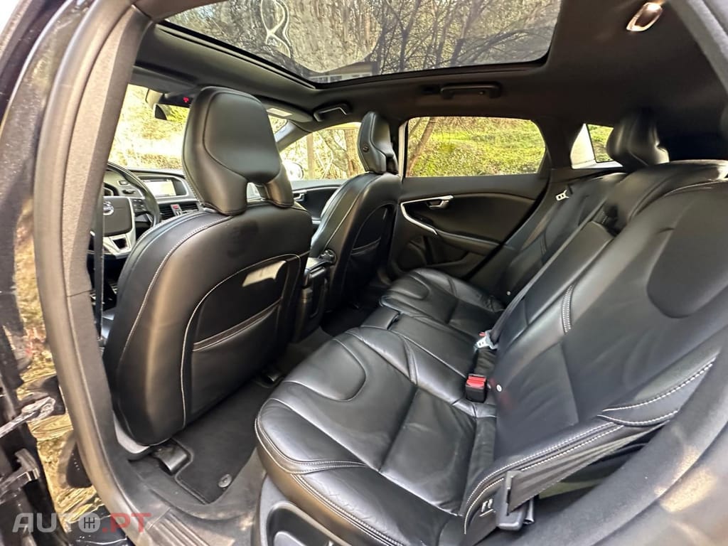 Volvo V40 1.6 D2 R-Design