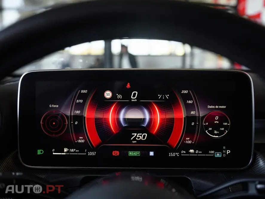 Mercedes-Benz C 300 e AMG Line