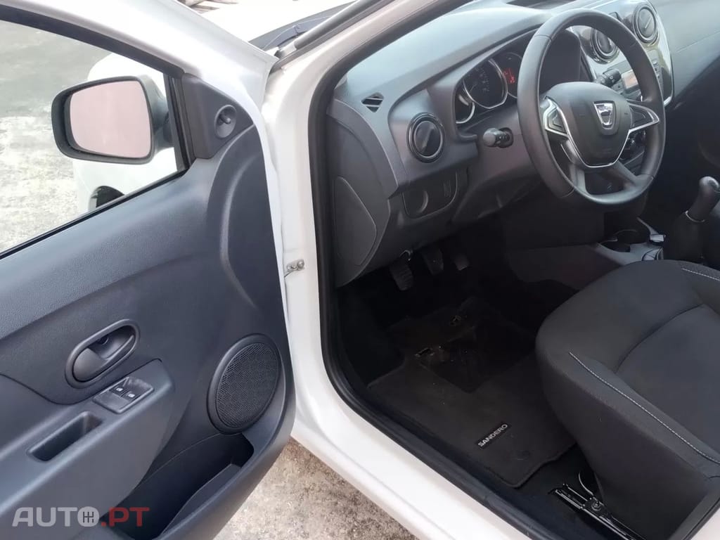 Dacia Sandero 1.0 SCe Pack