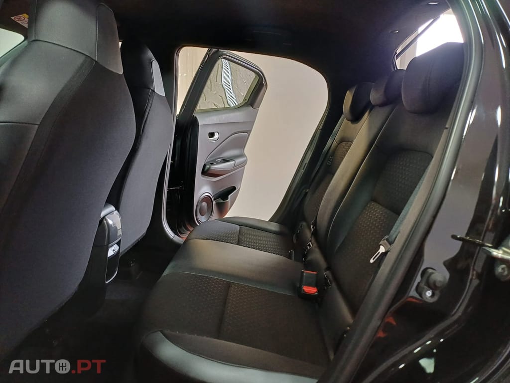 Nissan Juke 1.0 DIG-T N-Connecta DCT
