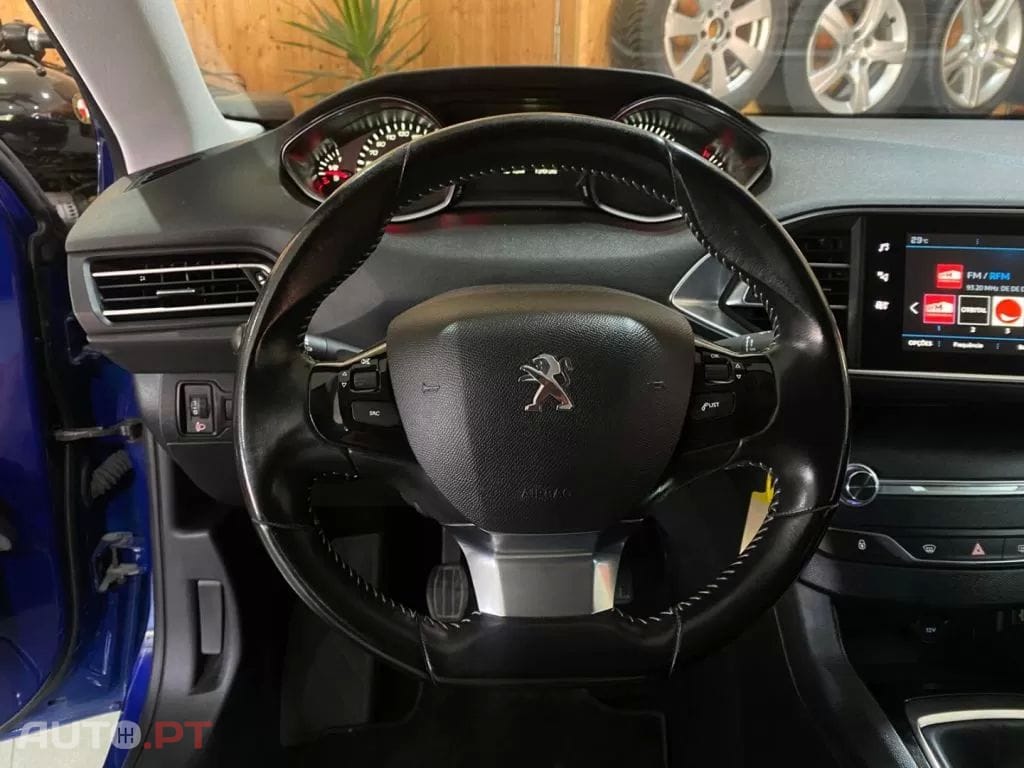 Peugeot 308 1.2 PureTech Active Pack