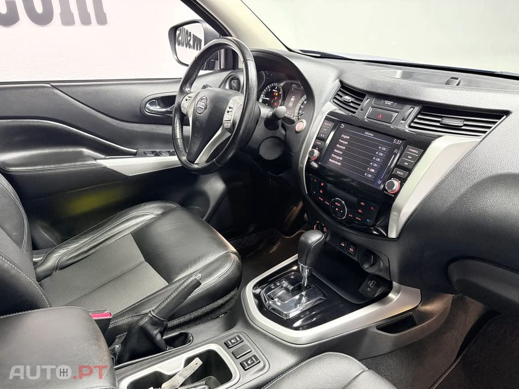Nissan Navara 2.3 dCi CD 4WD N-Guard Auto