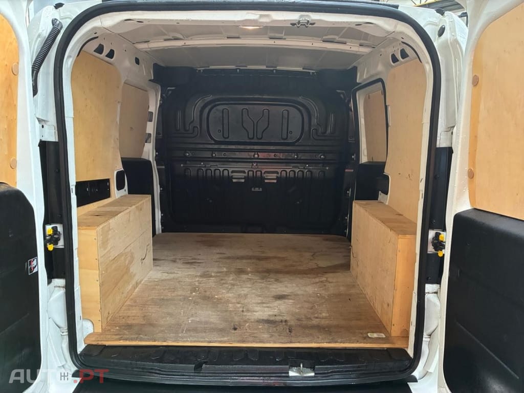 Fiat Doblo Cargo 1.3 Multijet Pro Lounge